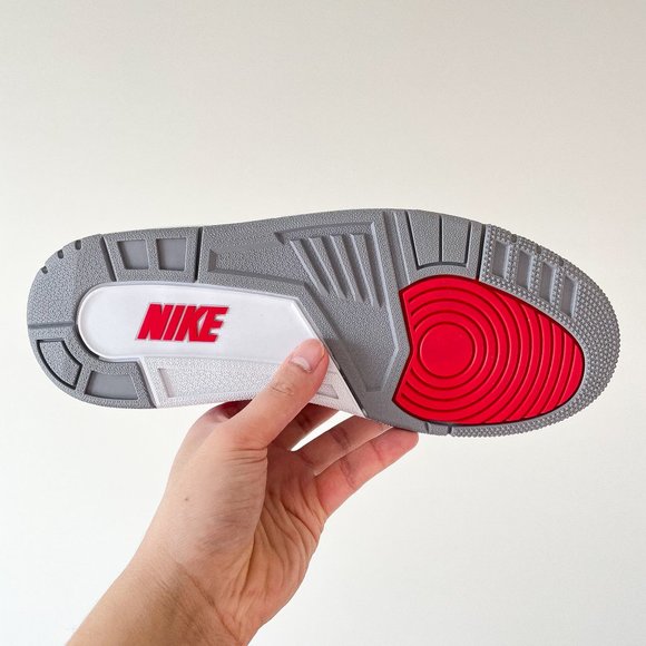 Jordan 3 Fire Red 2022 - Picture 6 of 16